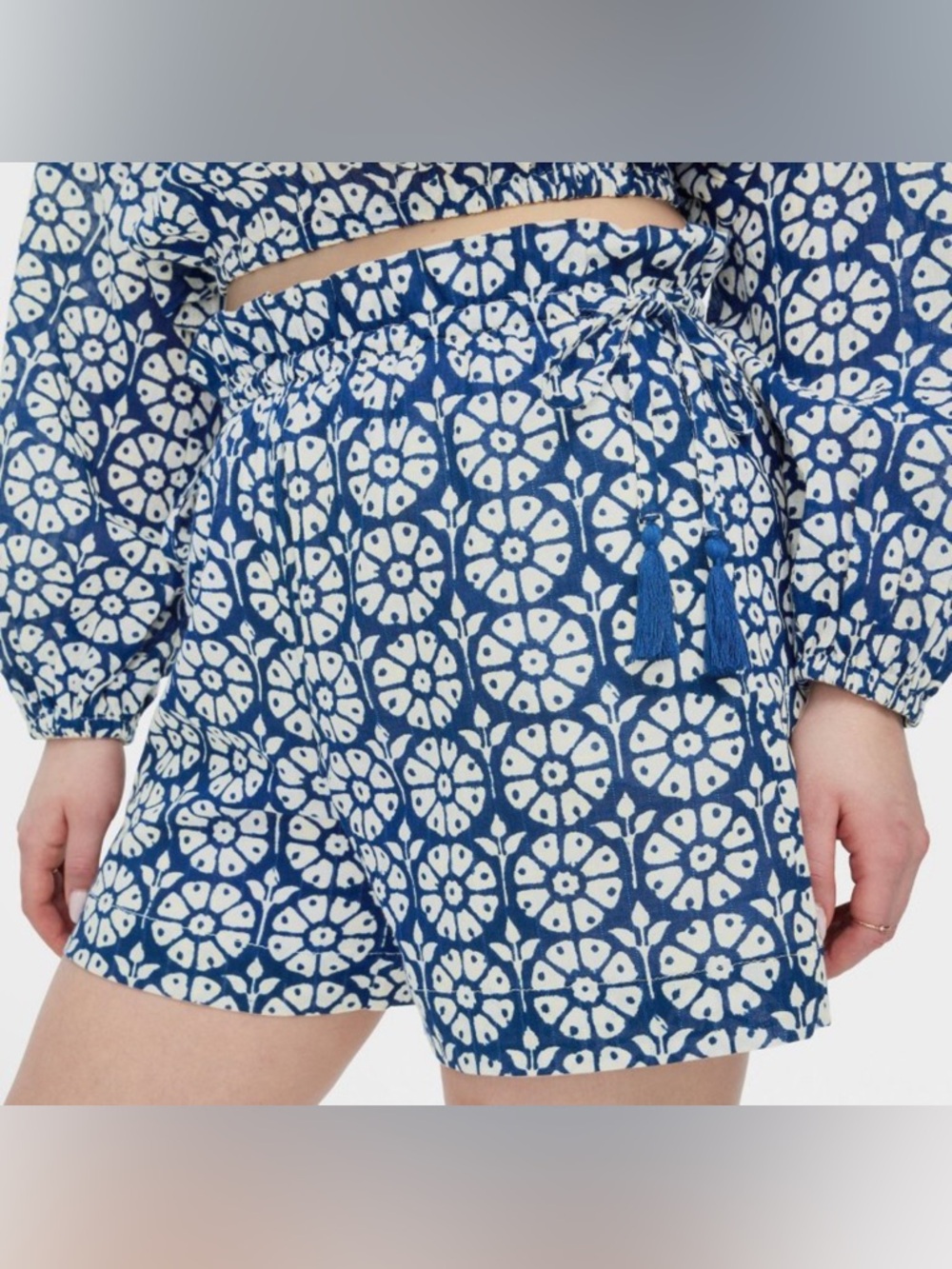 Roller Rabbit x Target Women's Daisy Floral Side-Tie Beach Pull-On Shorts